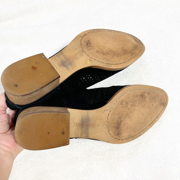 Vince Camuto 🔥SALE🔥 black suede perforated versatile booties Sz 8.5/39 - Picture 4 of 8